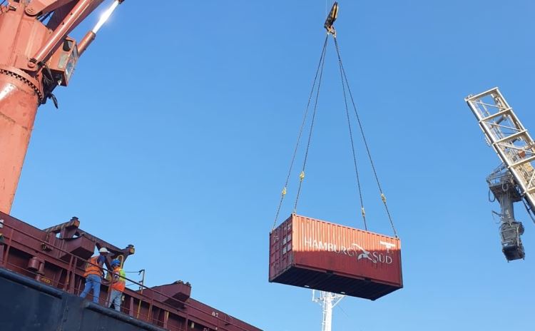 Grindrod has partnered with specialist stevedoring companies to provide services at all ports in South Africa
